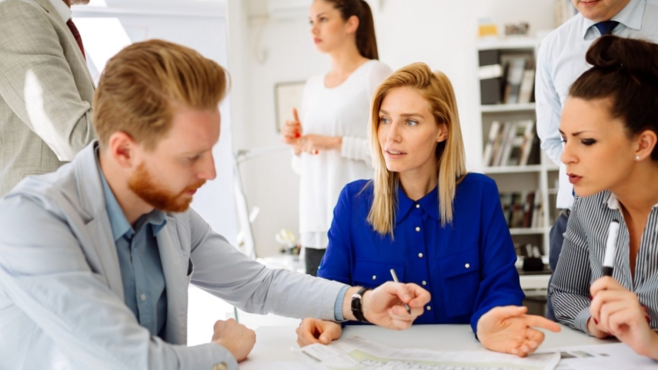 succesful-businesswoman-ceo-of-company-3CKFHZV-1390x1042